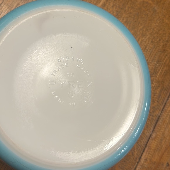 Vintage Pyrex Tourquoise Blue Amish Butterprint Casserole Dish 1 Qt #47 - Picture 5 of 7